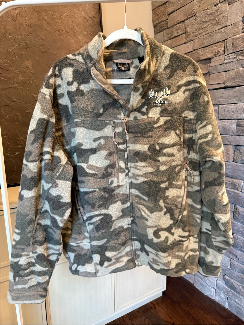 RedHead Men's Green and Tan Camouflage Fleece Performance Jacket